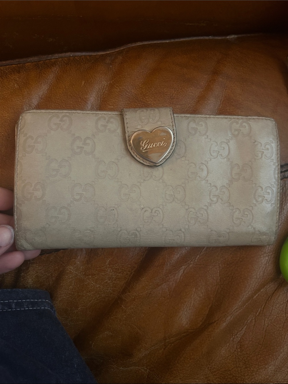 Gucci Beige Signature GG Heart-Accent Continental Wallet